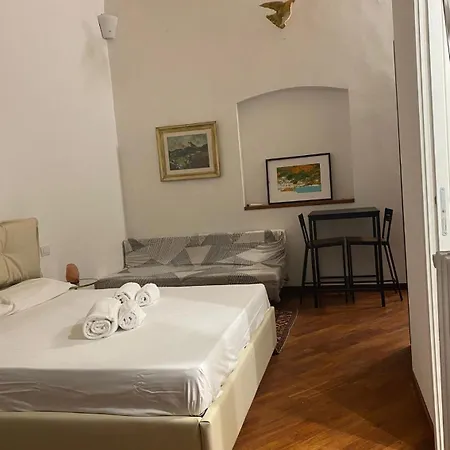 Araba Fenice - Centro * Bari